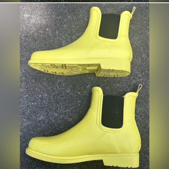 J Crew Factory Yellow Chelsea Rain Boots - Picture 6 of 10